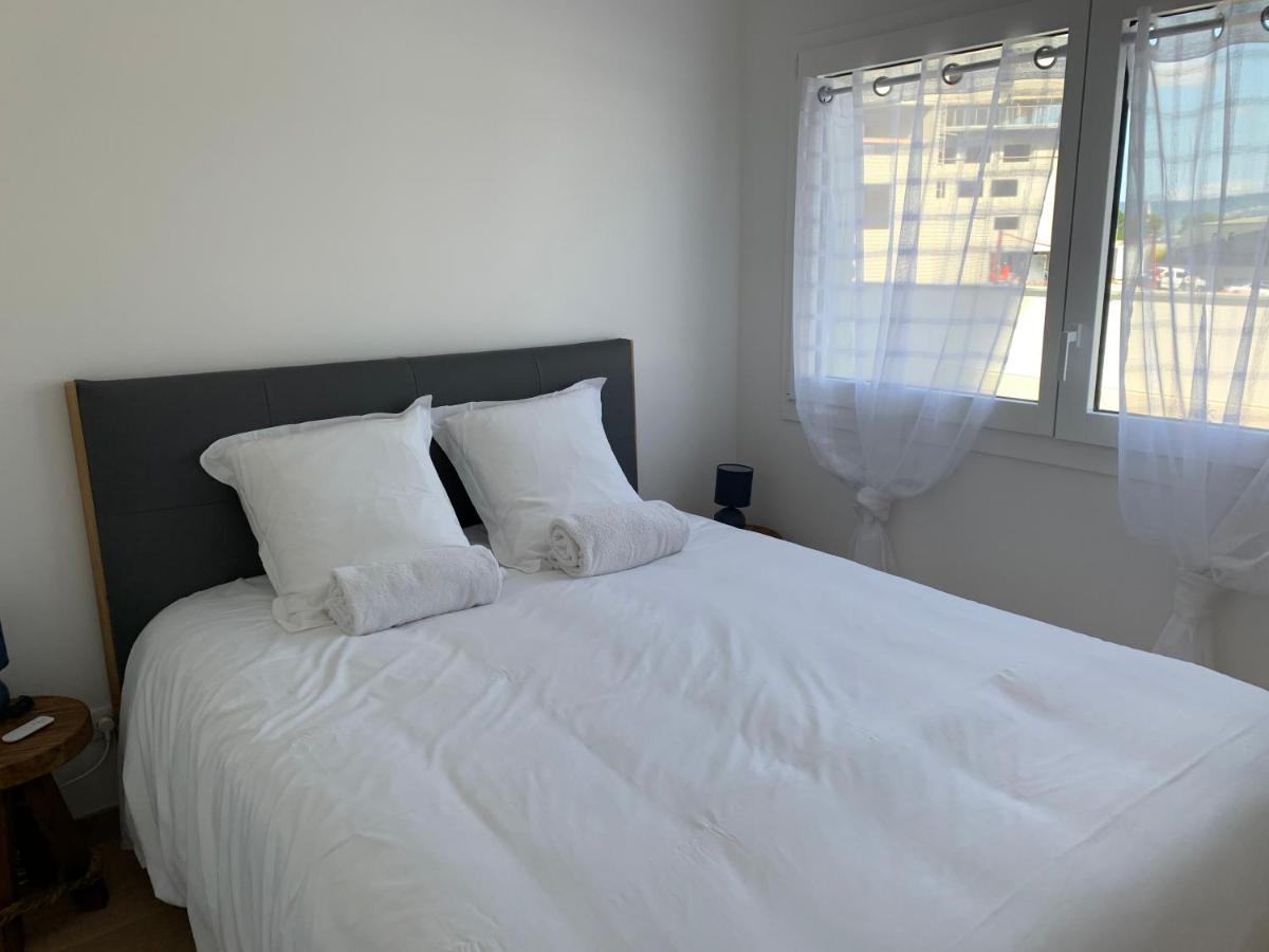 O Pure Apartment Annecy Bagian luar foto