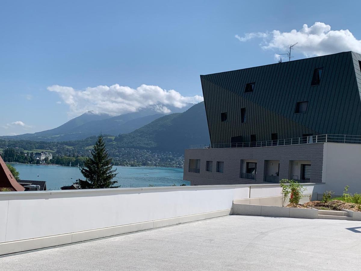 O Pure Apartment Annecy Bagian luar foto