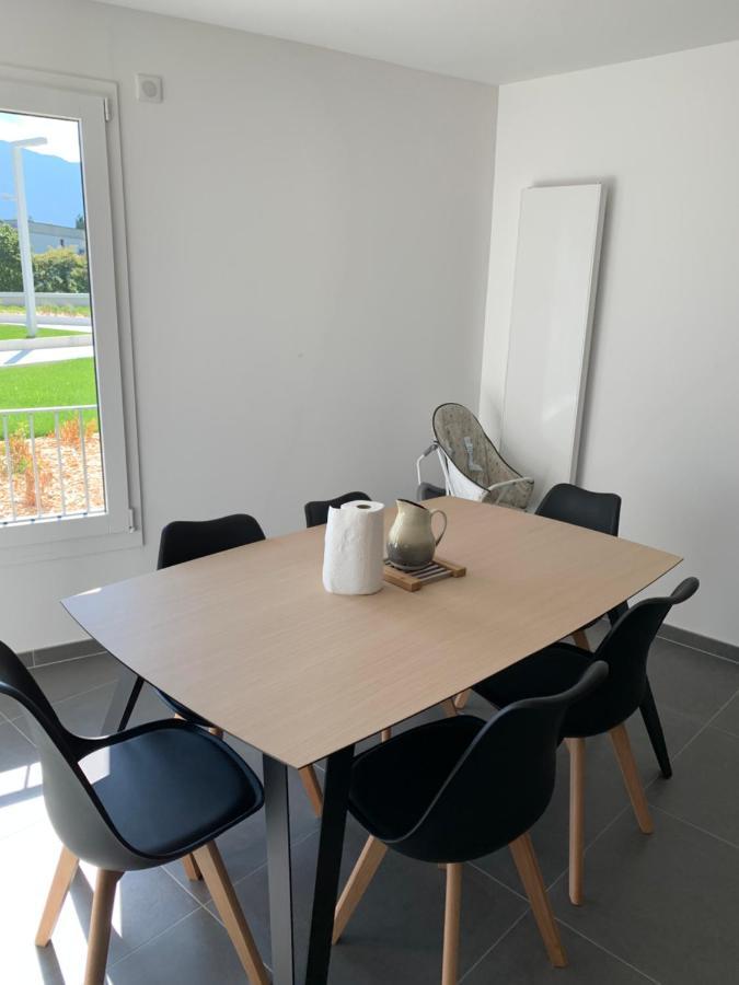 O Pure Apartment Annecy Bagian luar foto