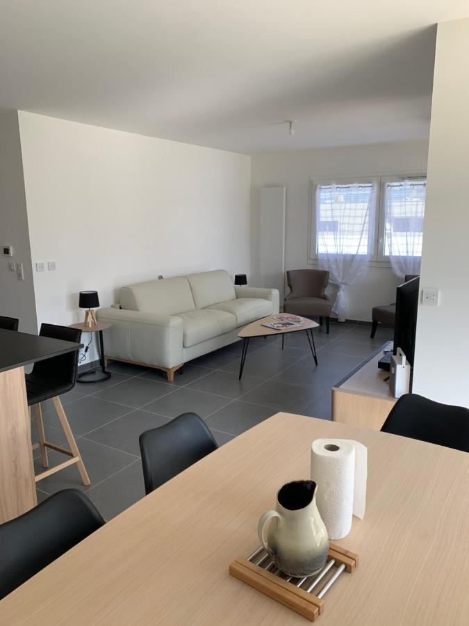 O Pure Apartment Annecy Bagian luar foto