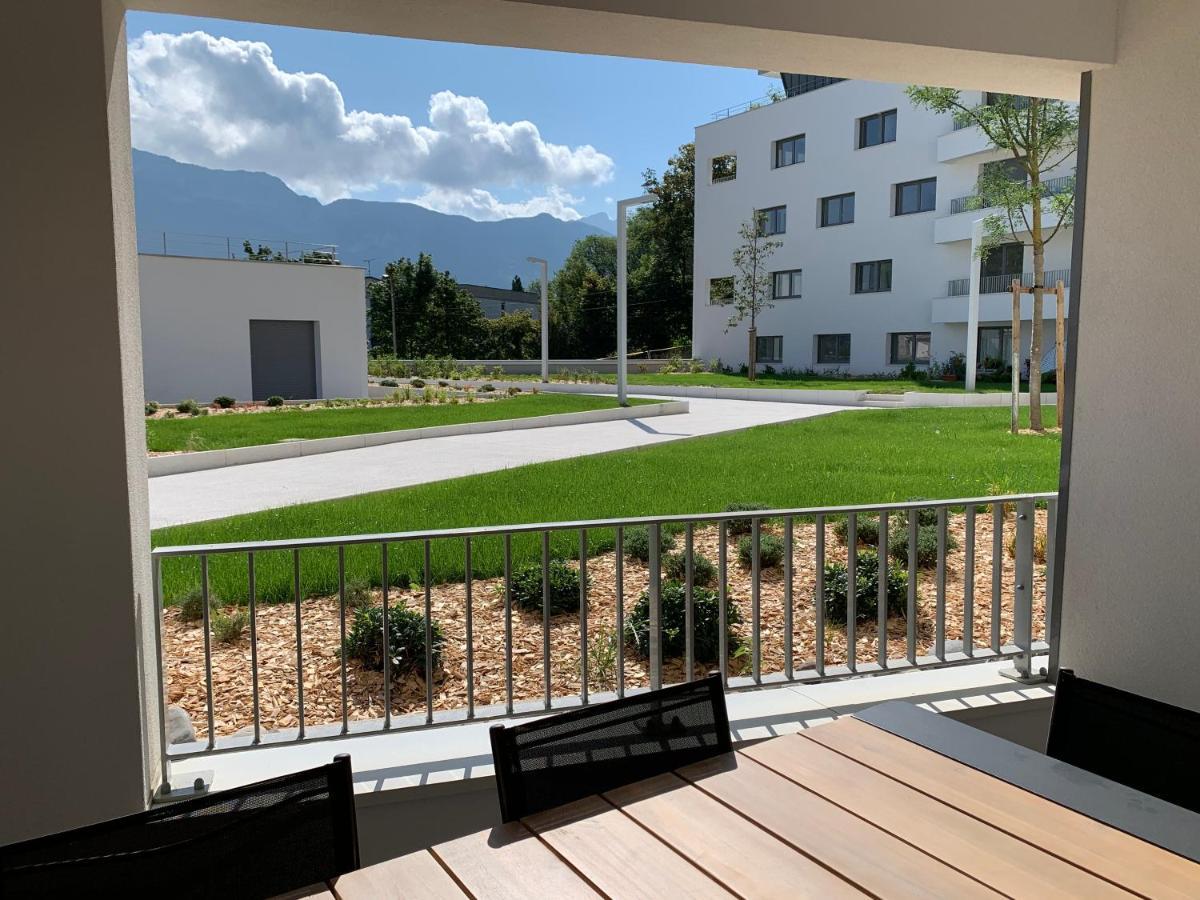 O Pure Apartment Annecy Bagian luar foto