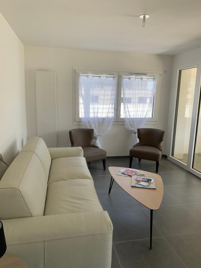 O Pure Apartment Annecy Bagian luar foto