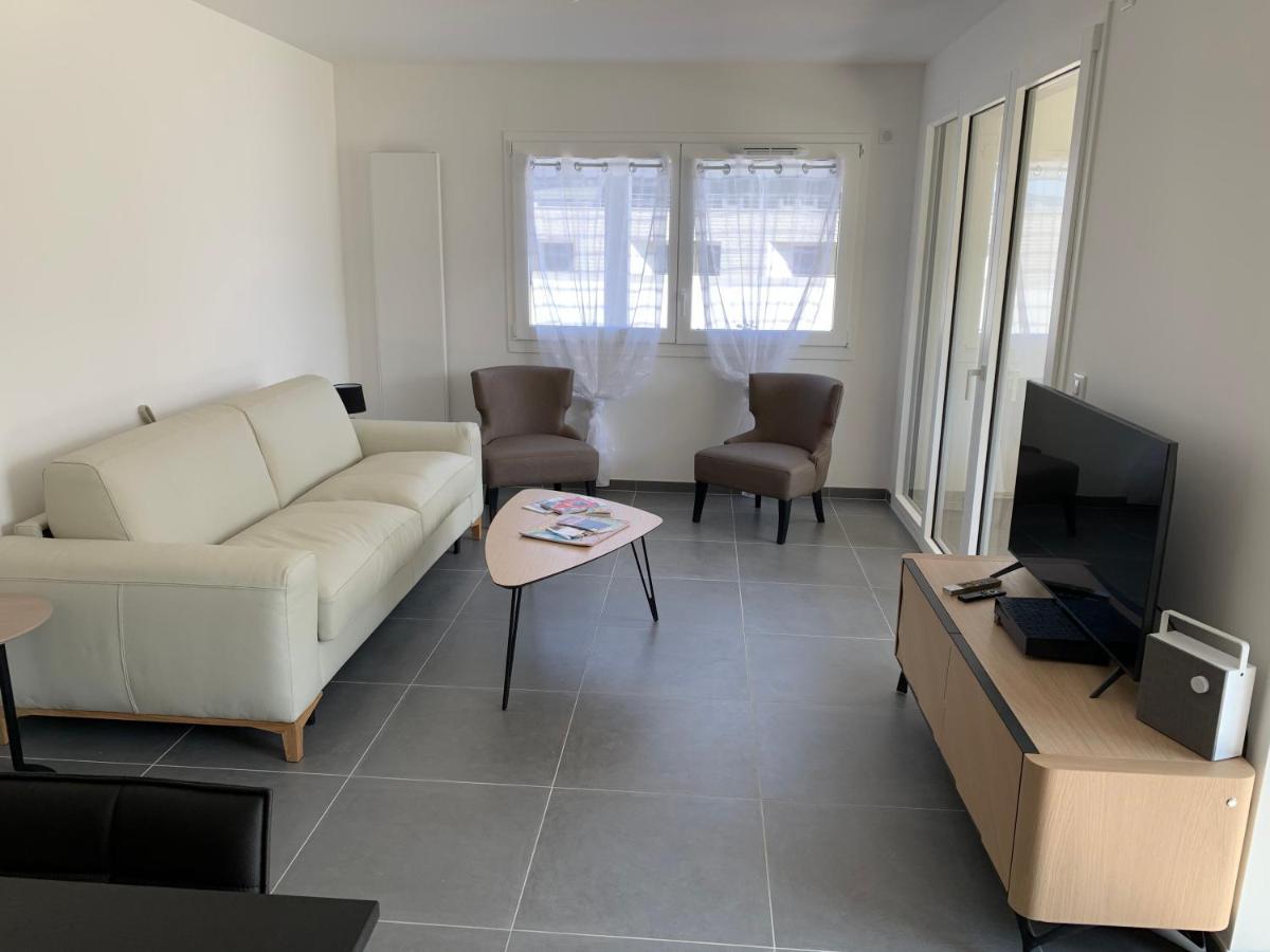 O Pure Apartment Annecy Bagian luar foto