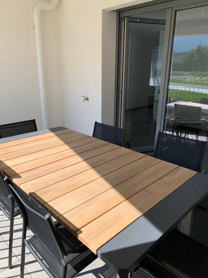 O Pure Apartment Annecy Bagian luar foto