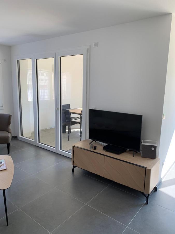 O Pure Apartment Annecy Bagian luar foto